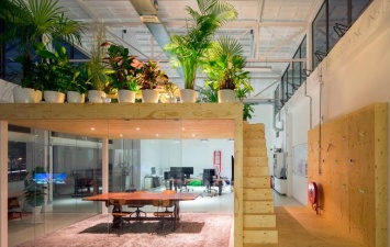 Loft office for architecture replantea el lugar de trabajo